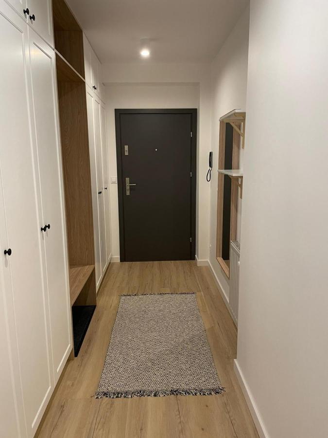 Apartamenty Guzik 22 Кросно Экстерьер фото