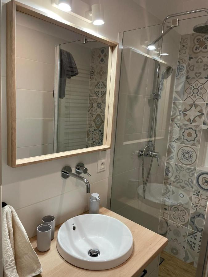 Apartamenty Guzik 22 Кросно Экстерьер фото