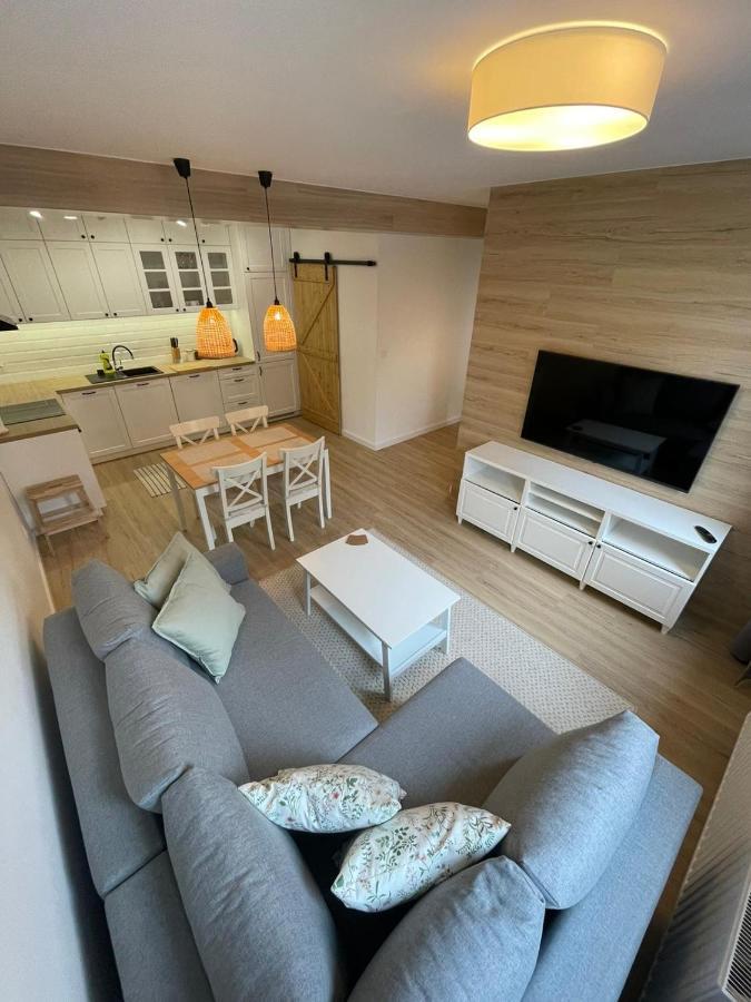Apartamenty Guzik 22 Кросно Экстерьер фото